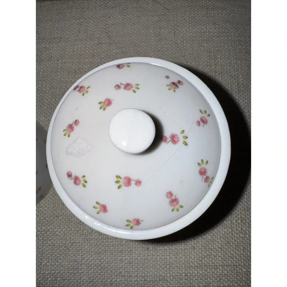 Set Of 2 Candle In Porcelain Jar w/Lid I.W. Rice & Co.‎ Inc. Import Vintage